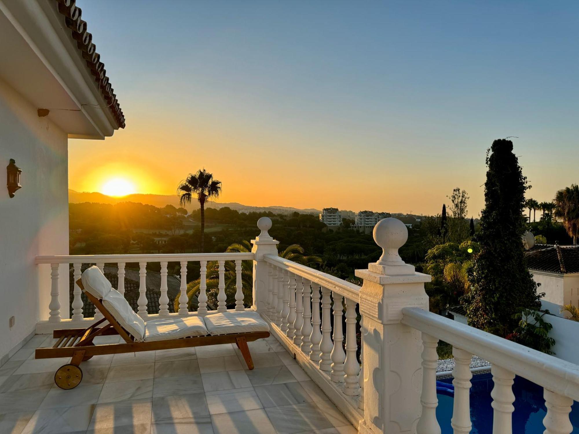 Aurora Boutique House - Only Adults Bed and Breakfast Marbella Eksteriør billede