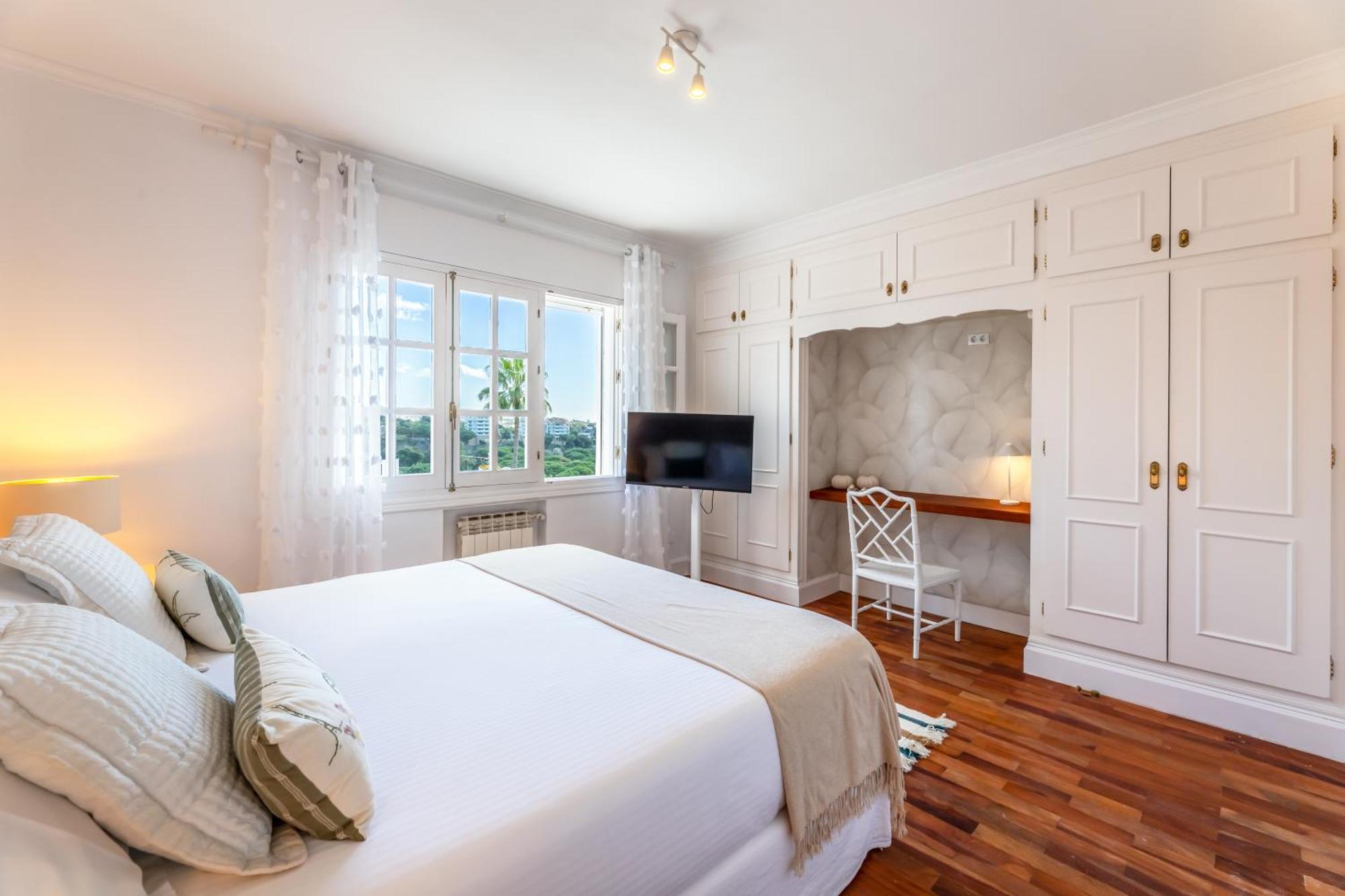 Aurora Boutique House - Only Adults Bed and Breakfast Marbella Eksteriør billede