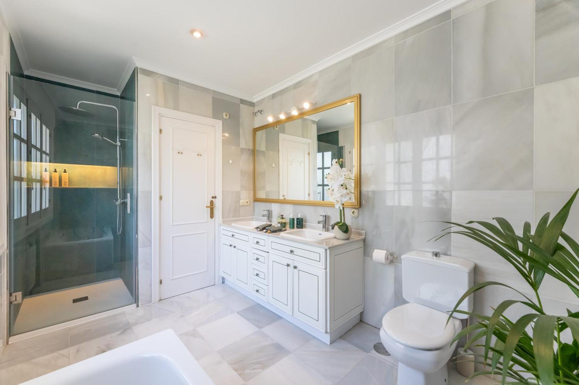 Aurora Boutique House - Only Adults Bed and Breakfast Marbella Eksteriør billede