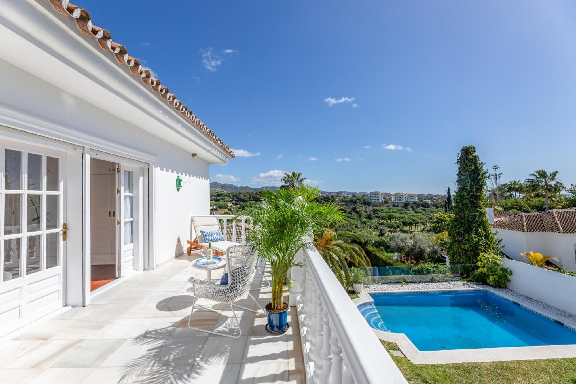 Aurora Boutique House - Only Adults Bed and Breakfast Marbella Eksteriør billede