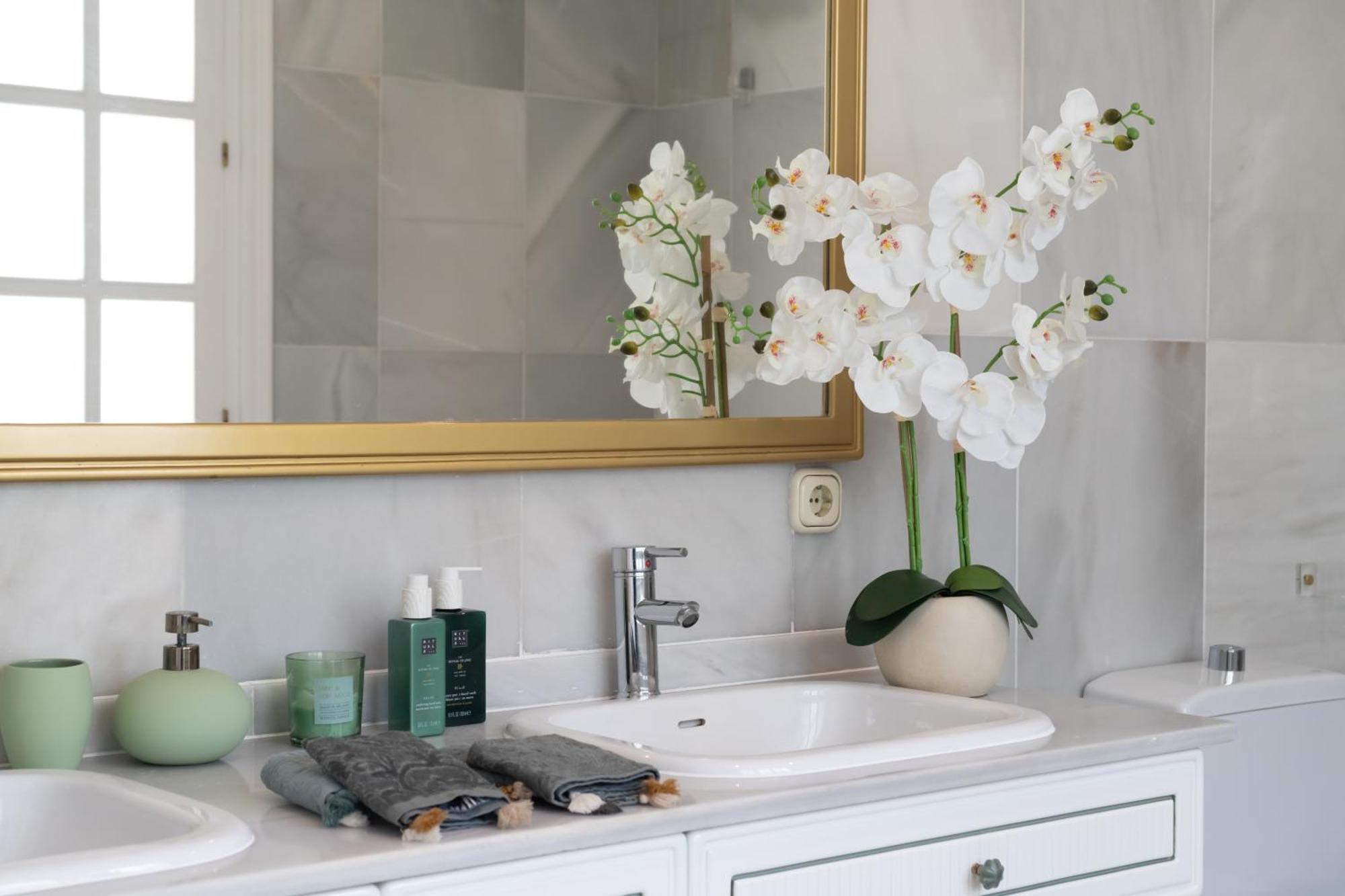 Aurora Boutique House - Only Adults Bed and Breakfast Marbella Eksteriør billede